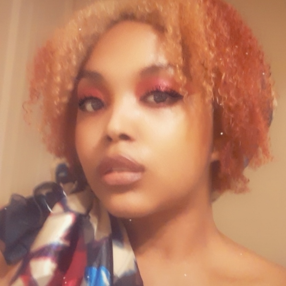Meet your Posher, Tshay